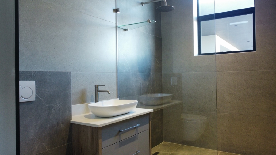 4 Bedroom Property for Sale in Oubaai Western Cape